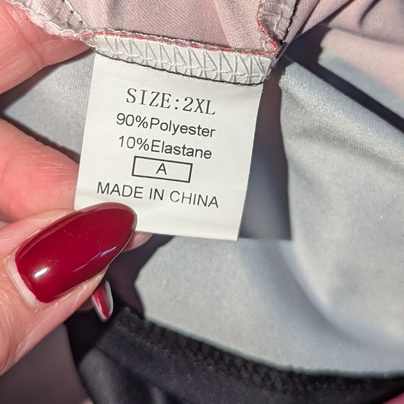 Chic V-Neck Maxi Dress 2x - Picture 11 of 12